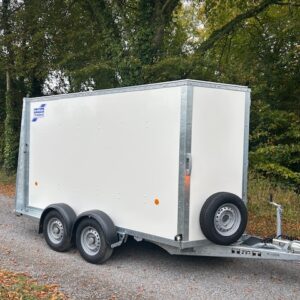 New Ifor Williams BV105 with Combination Doors